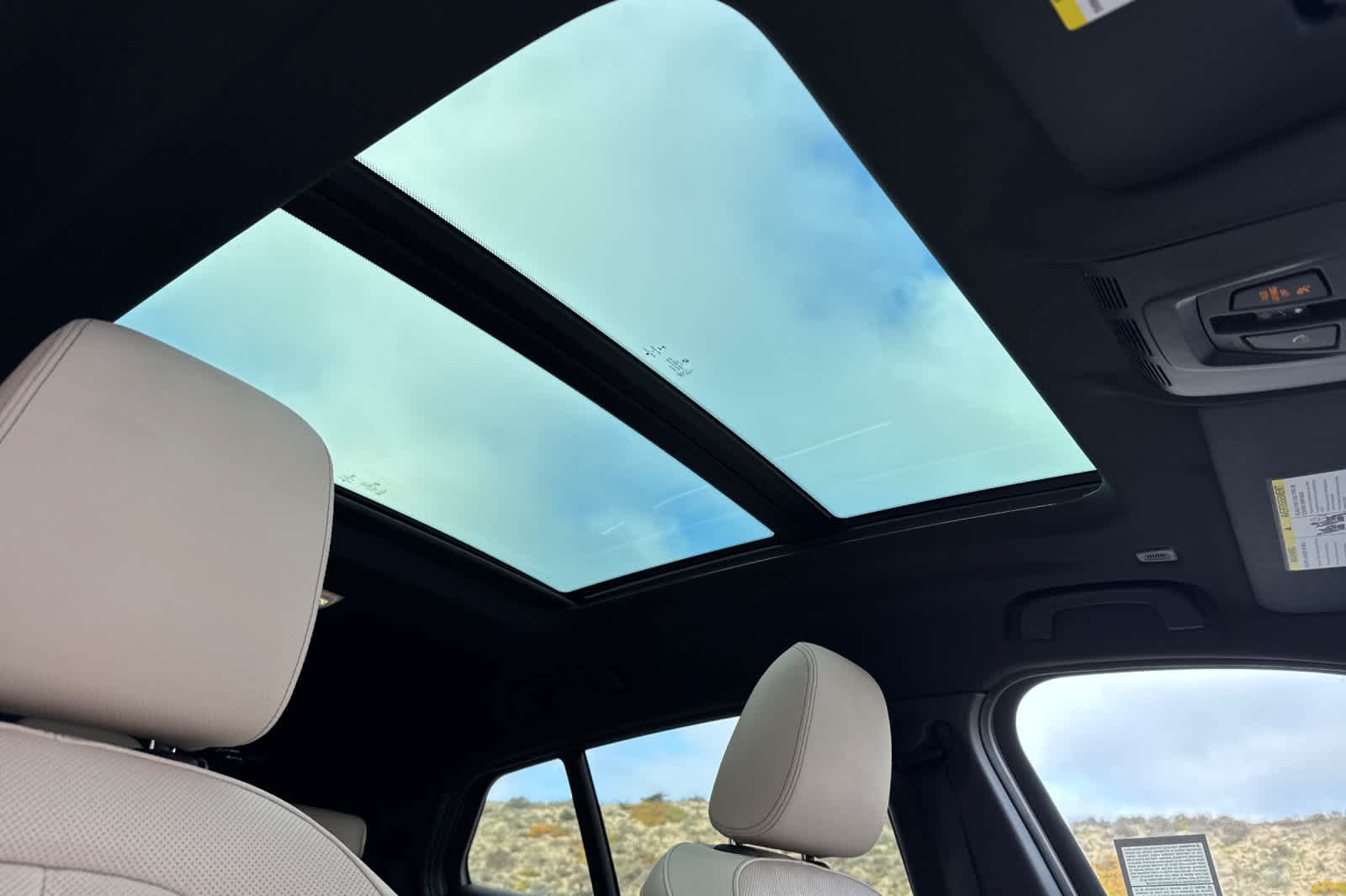 Thumbnail: 2022 BMW X2 - 18