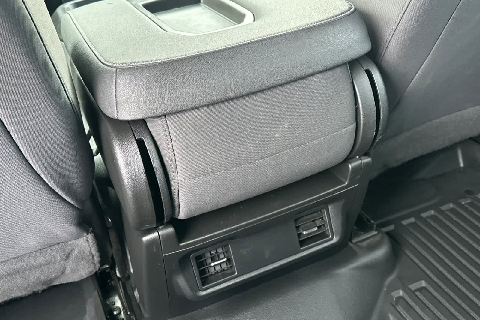 Thumbnail: 2024 GMC Sierra 1500 - 14