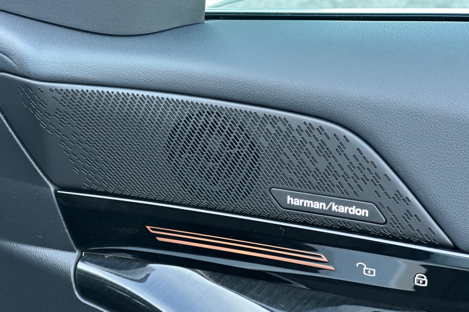 Thumbnail: 2026 BMW 5 Series - 20