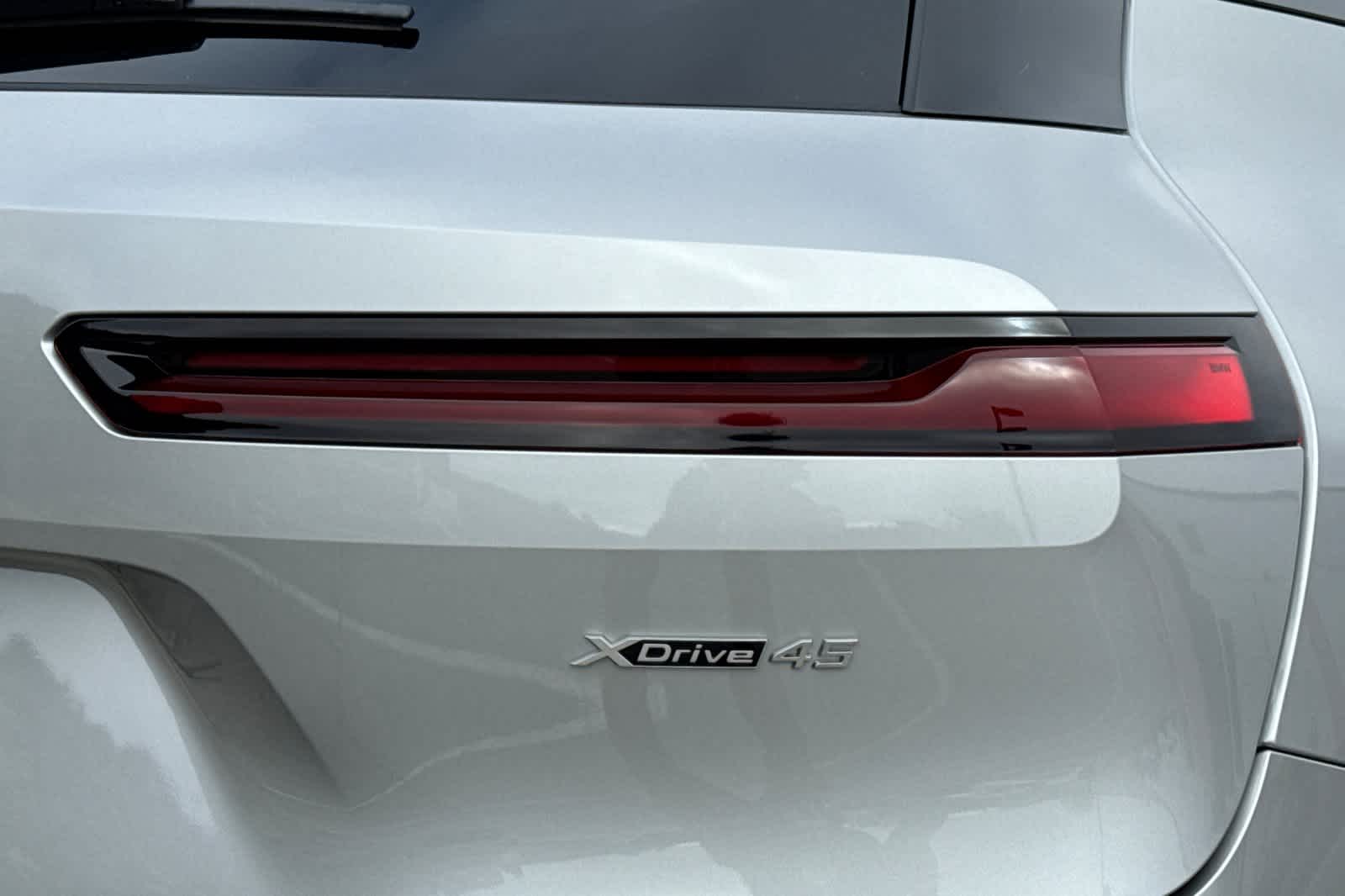 Thumbnail: 2026 BMW iX - 34