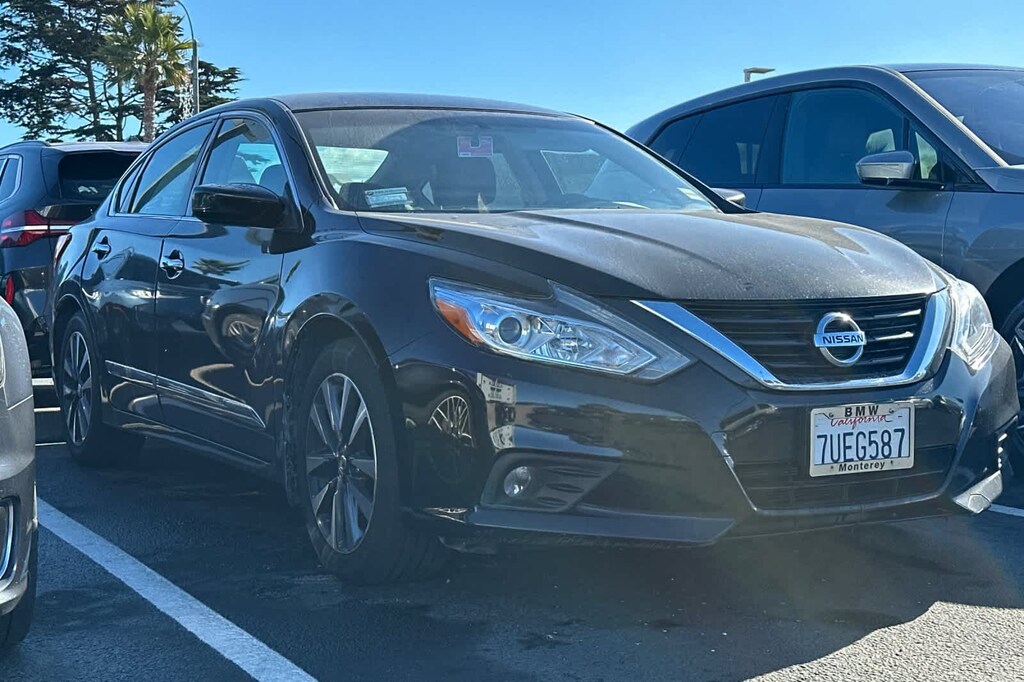 Used 2016 Nissan Altima 2.5 SV Sedan