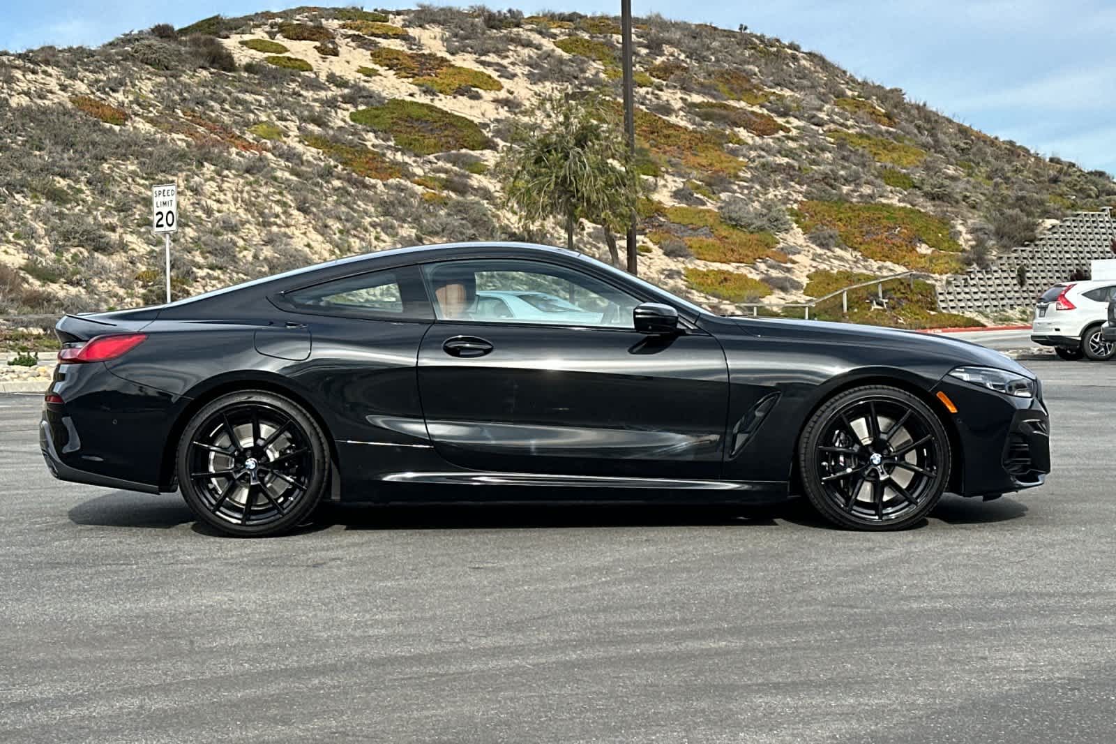 Thumbnail: 2024 BMW 8 Series - 6