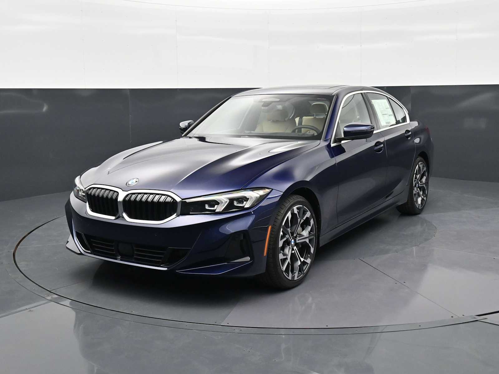 Thumbnail: 2026 BMW 3 Series - 8