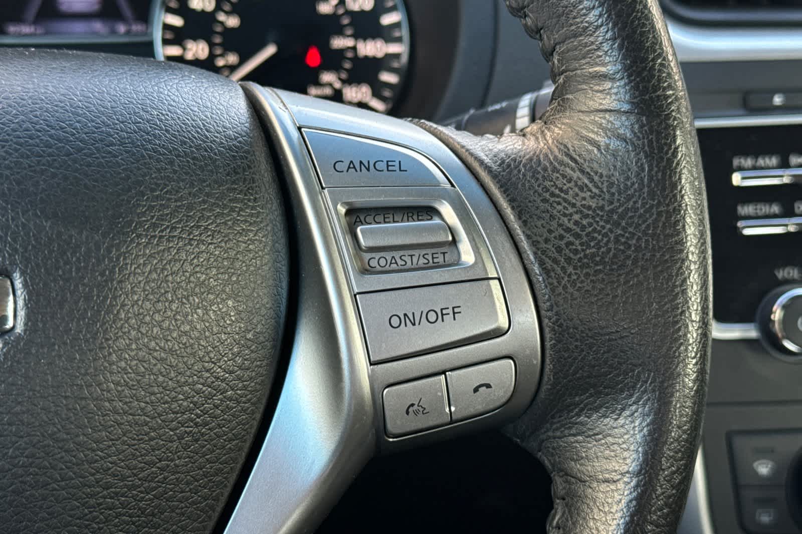 Thumbnail: 2016 Nissan Altima - 24