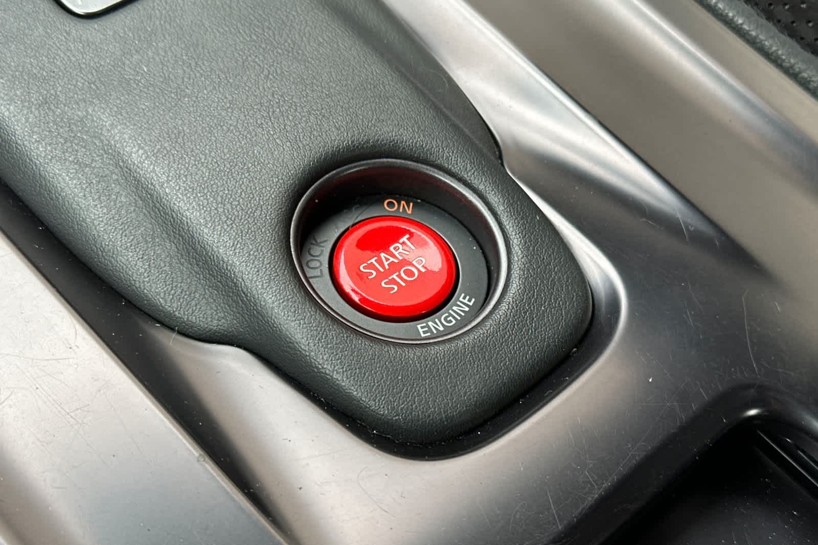 2013 Nissan GT-R Black Edition 21