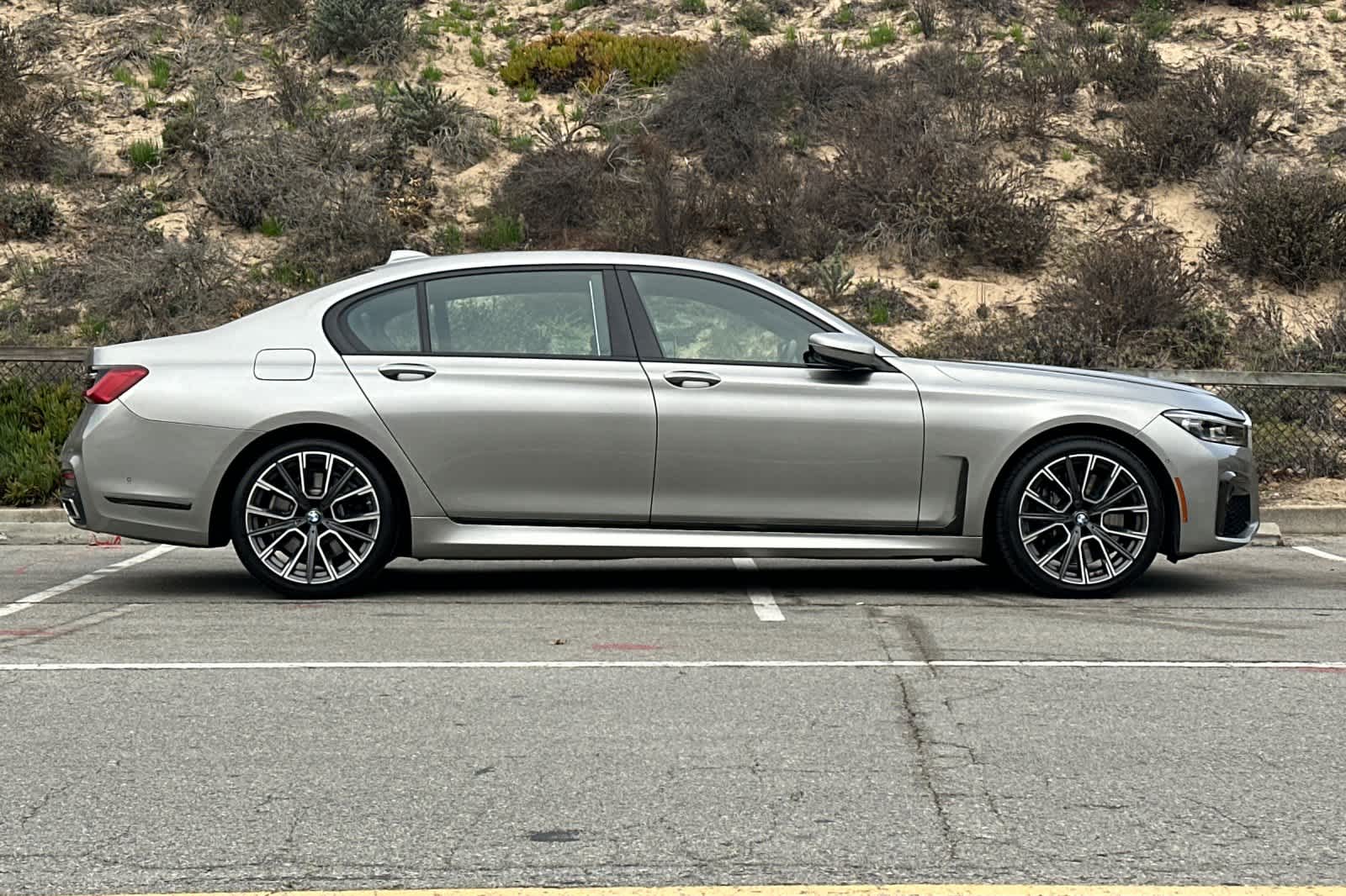 Thumbnail: 2022 BMW 7 Series - 6