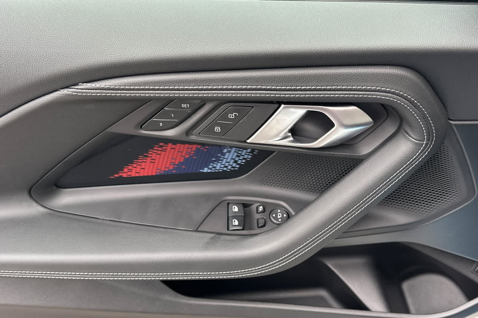 Thumbnail: 2025 BMW M2 - 12