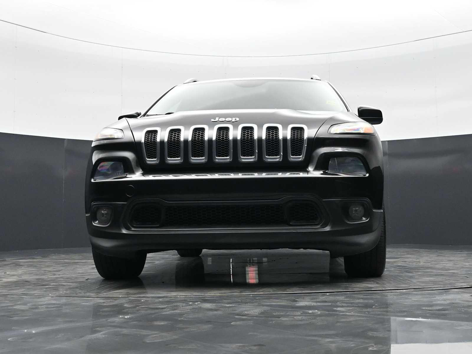 Thumbnail: 2014 Jeep Cherokee - 21