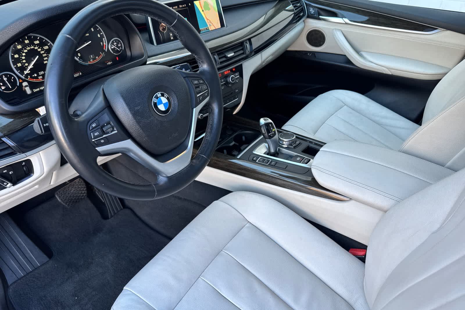 Thumbnail: 2015 BMW X5 - 11