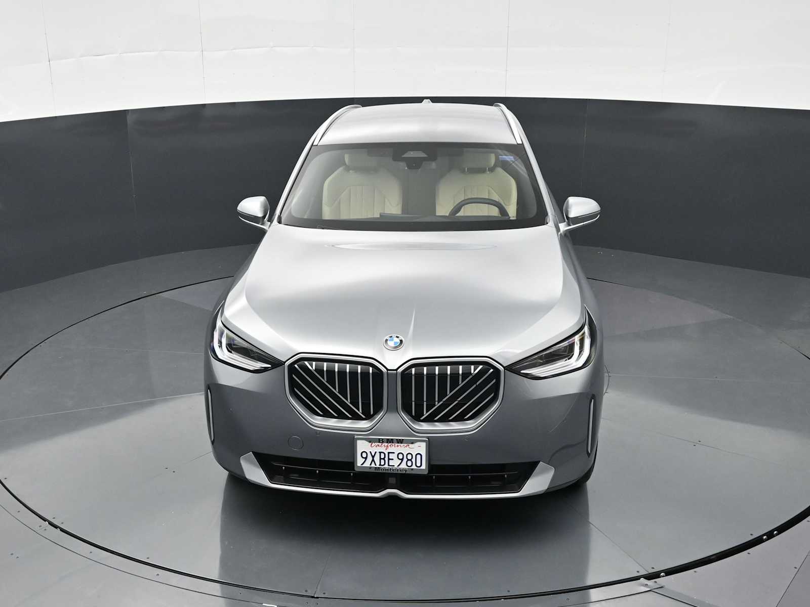2026 BMW X3 30 - Photo 18