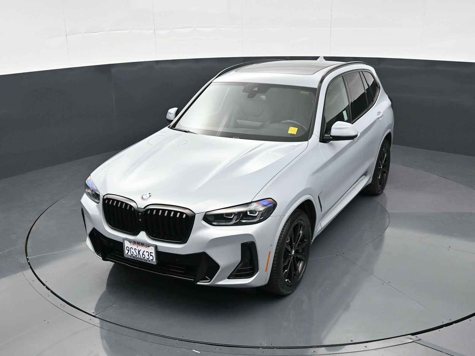 Thumbnail: 2023 BMW X3 - 16