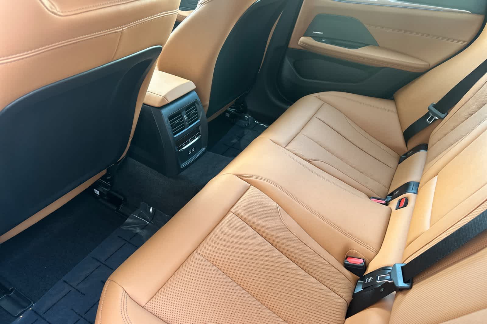 Thumbnail: 2025 BMW i4 - 4