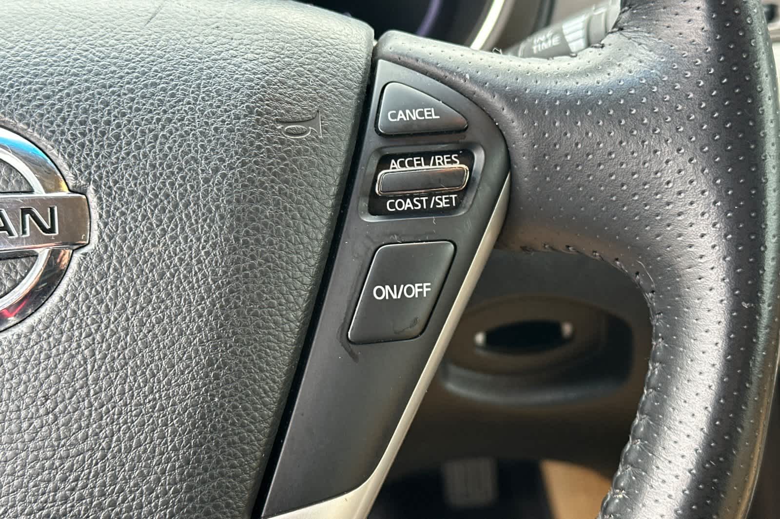 Thumbnail: 2011 Nissan Murano - 29