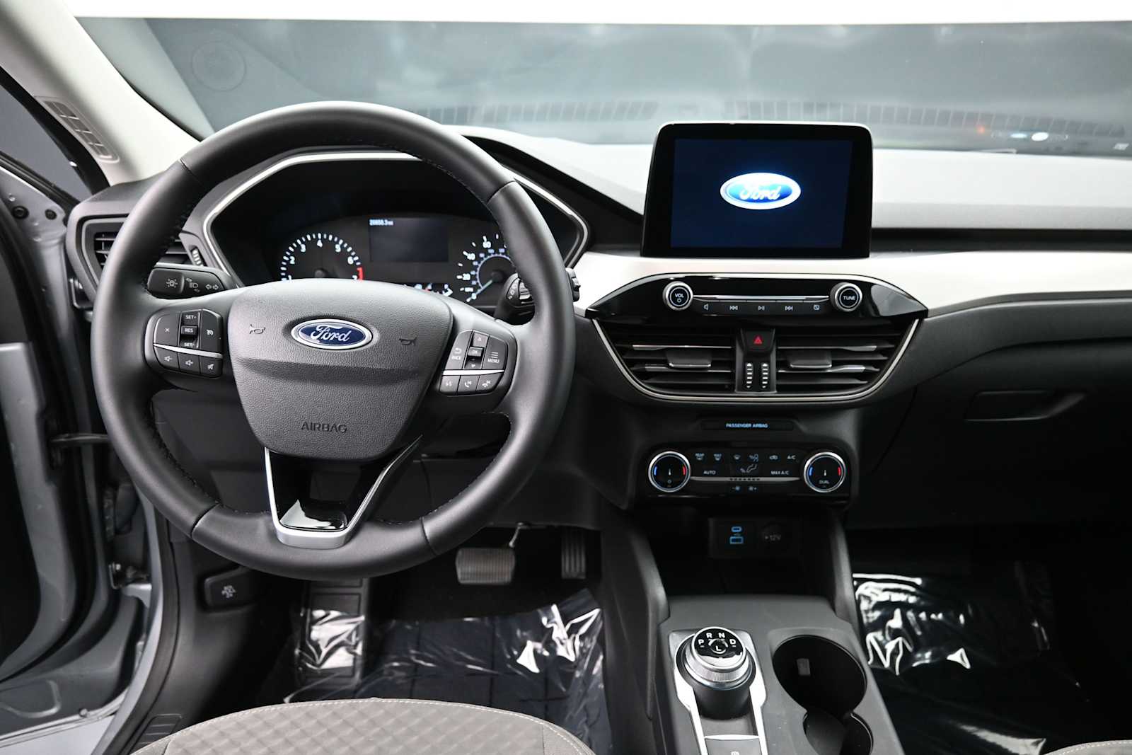 Thumbnail: 2022 Ford Escape - 15