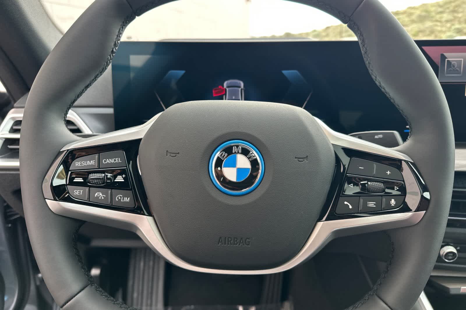 Thumbnail: 2026 BMW i4 - 27