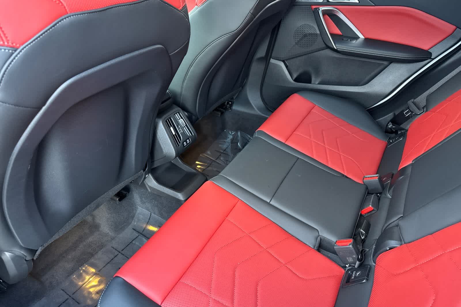 2025 Bmw X1 XDrive28i photo 4