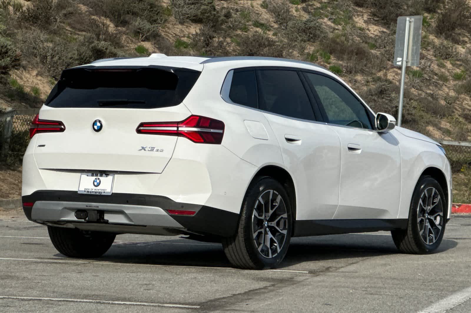 Thumbnail: 2026 BMW X3 - 2