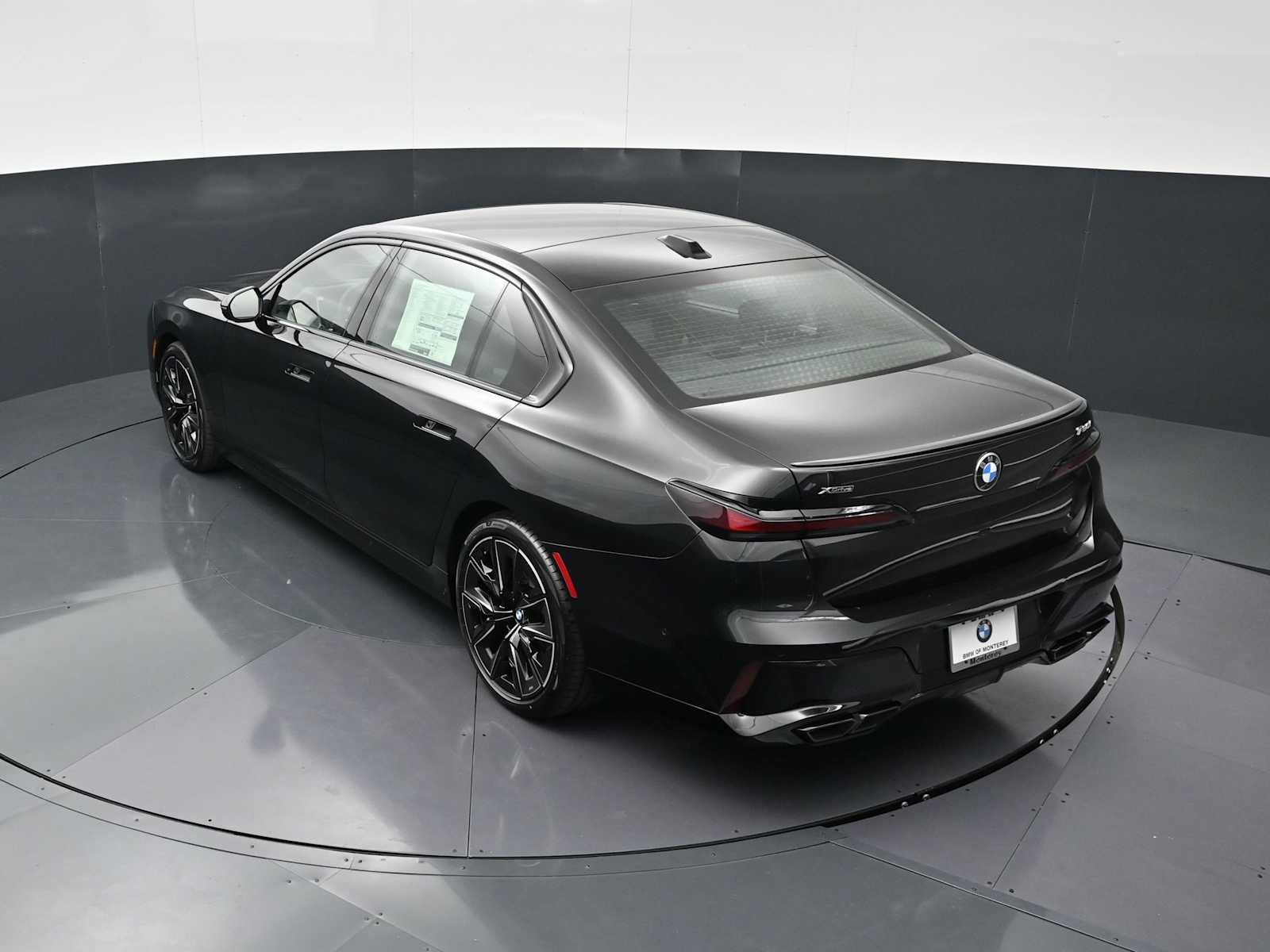 Thumbnail: 2026 BMW 7 Series - 23