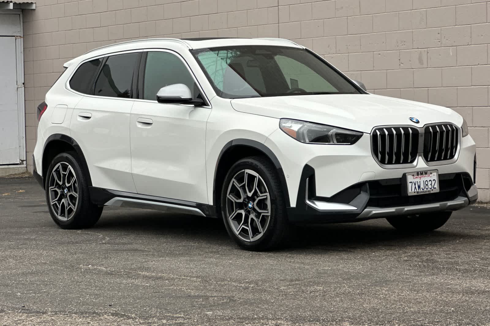 Thumbnail: 2023 BMW X1 - 5