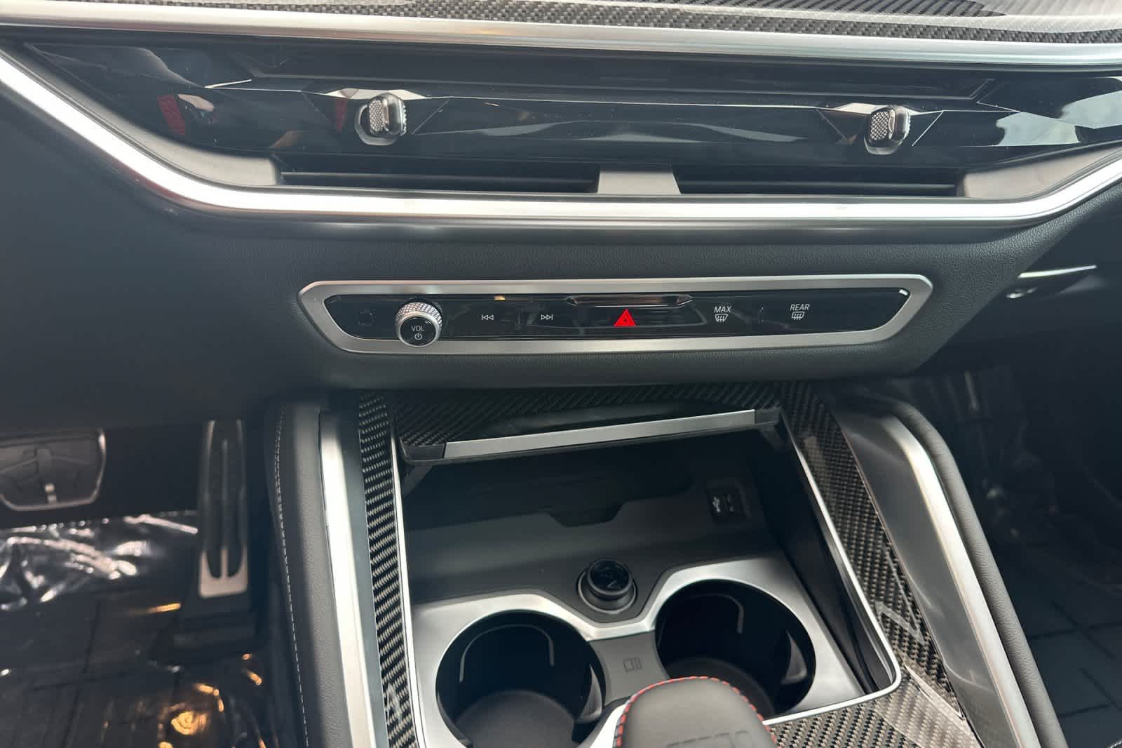 Thumbnail: 2026 BMW X6 - 25