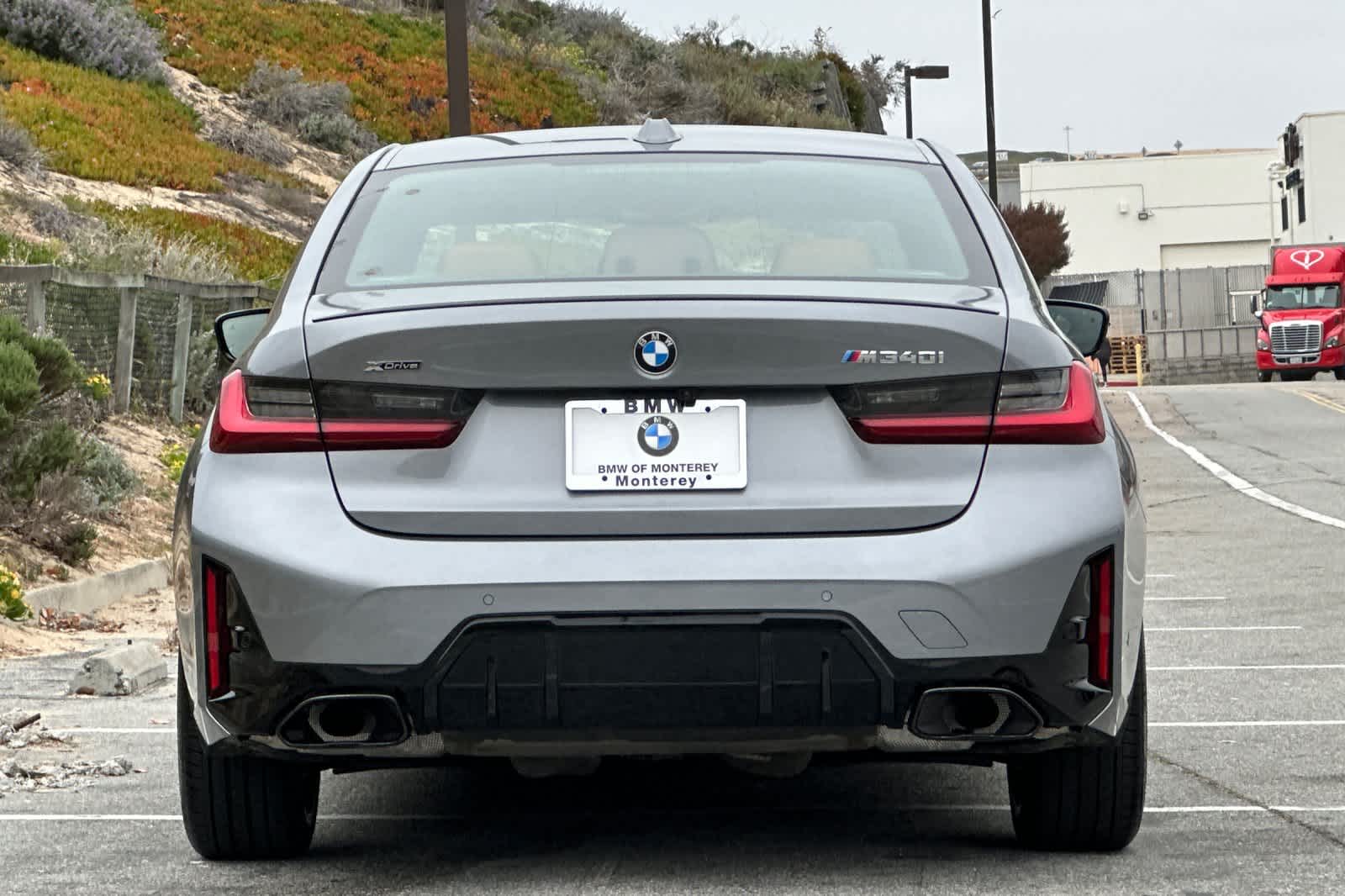 Thumbnail: 2024 BMW 3 Series - 8