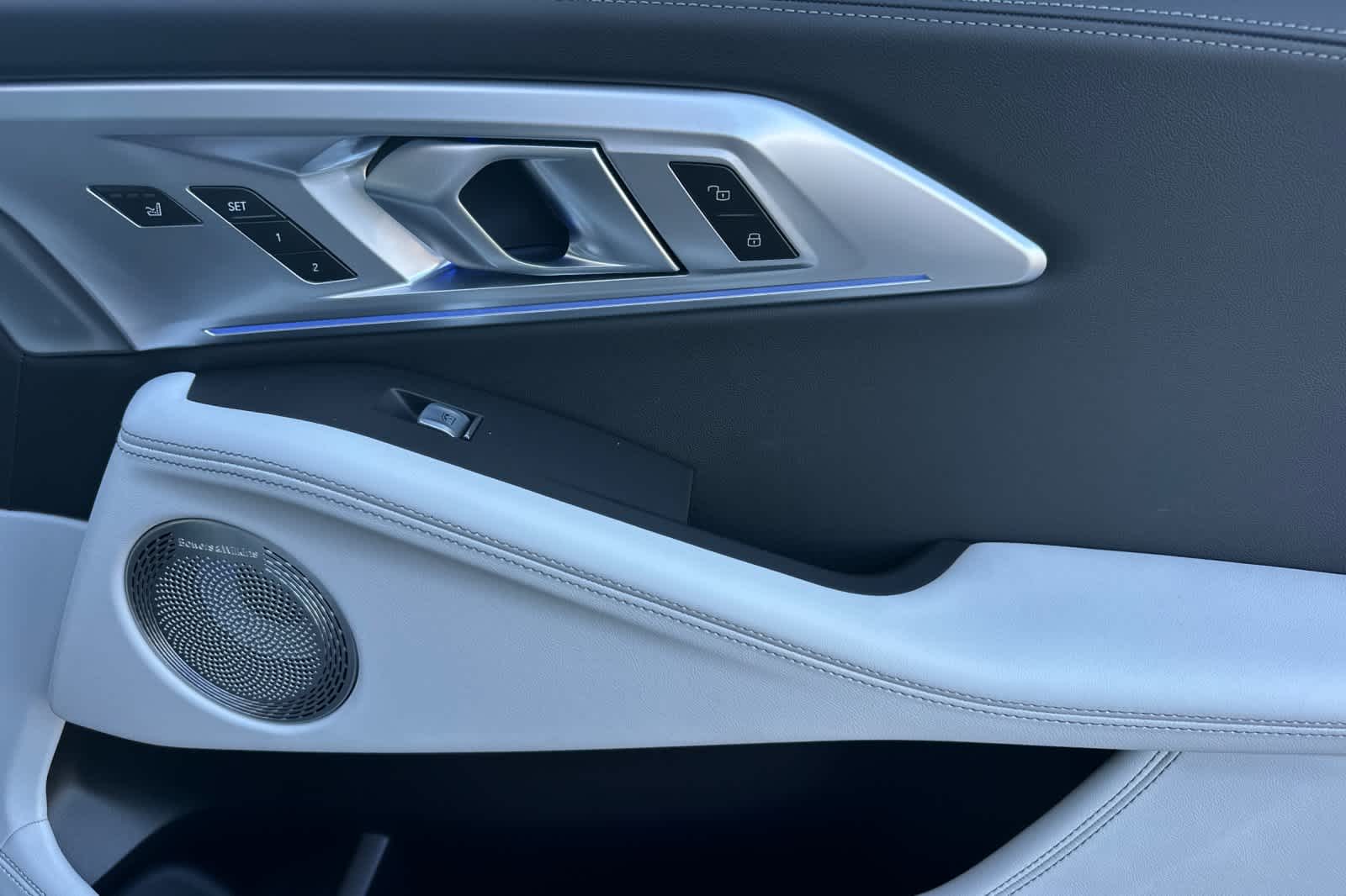 Thumbnail: 2026 BMW XM - 20