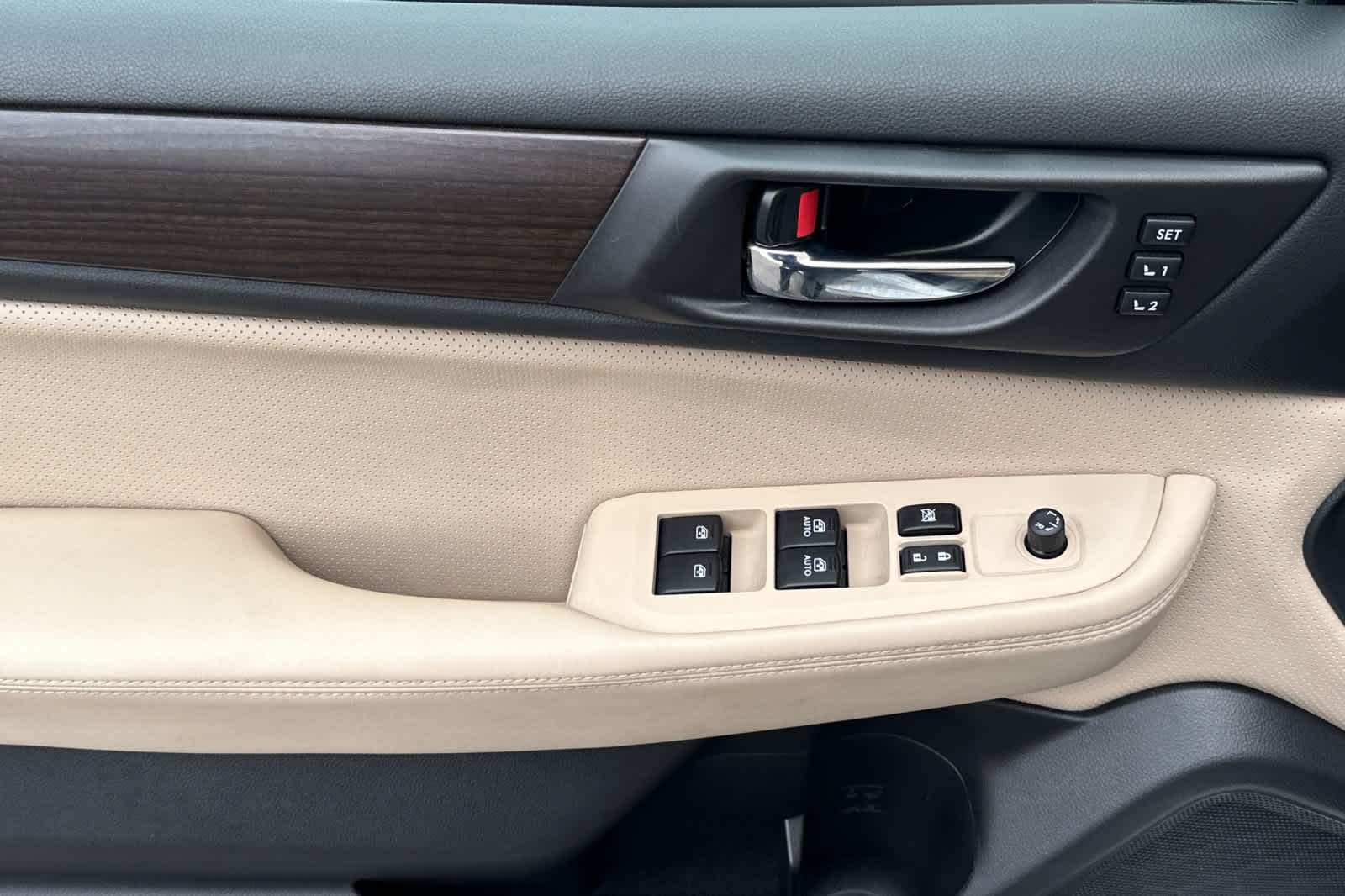 Thumbnail: 2016 Subaru Legacy - 12