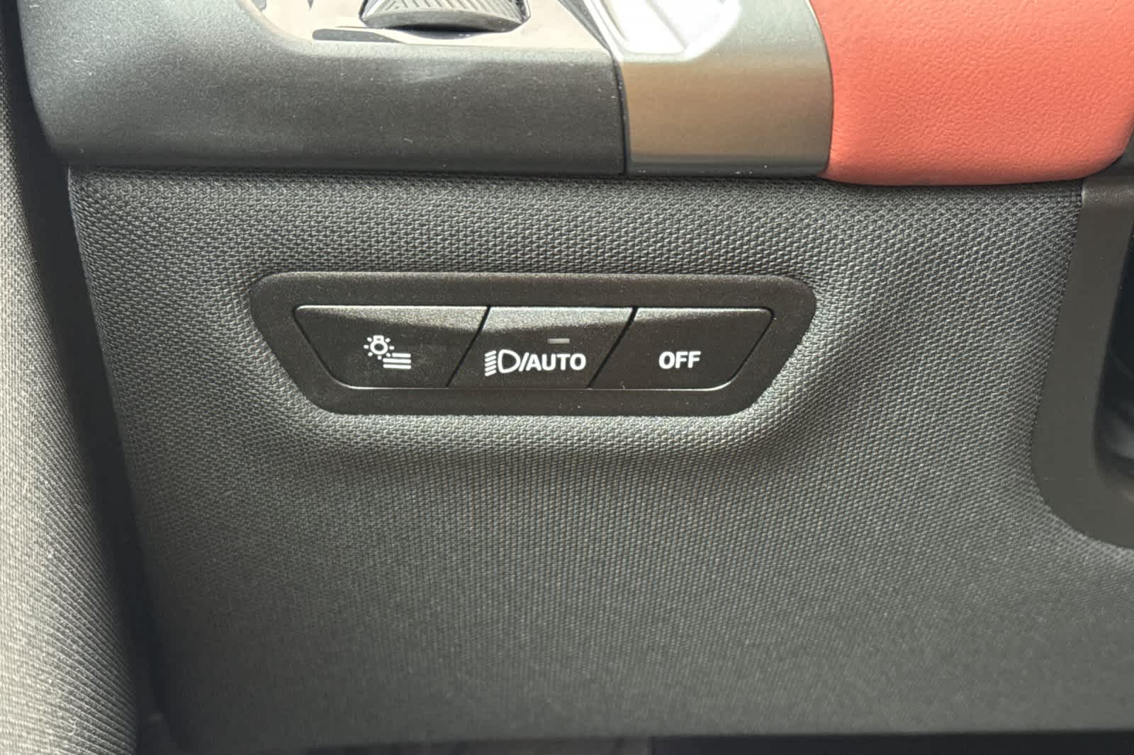 Thumbnail: 2025 BMW iX - 32