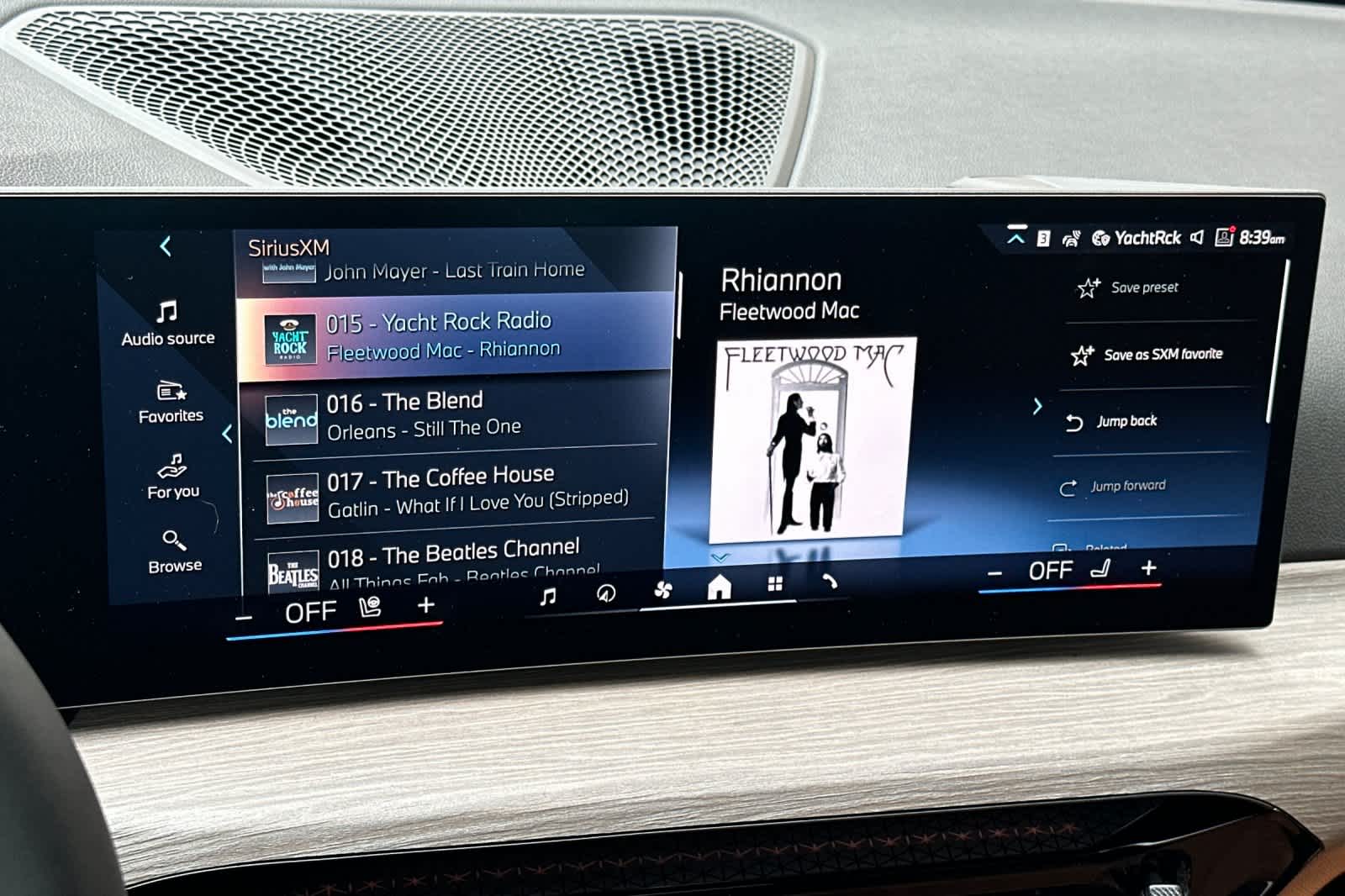 Thumbnail: 2025 BMW 3 Series - 21