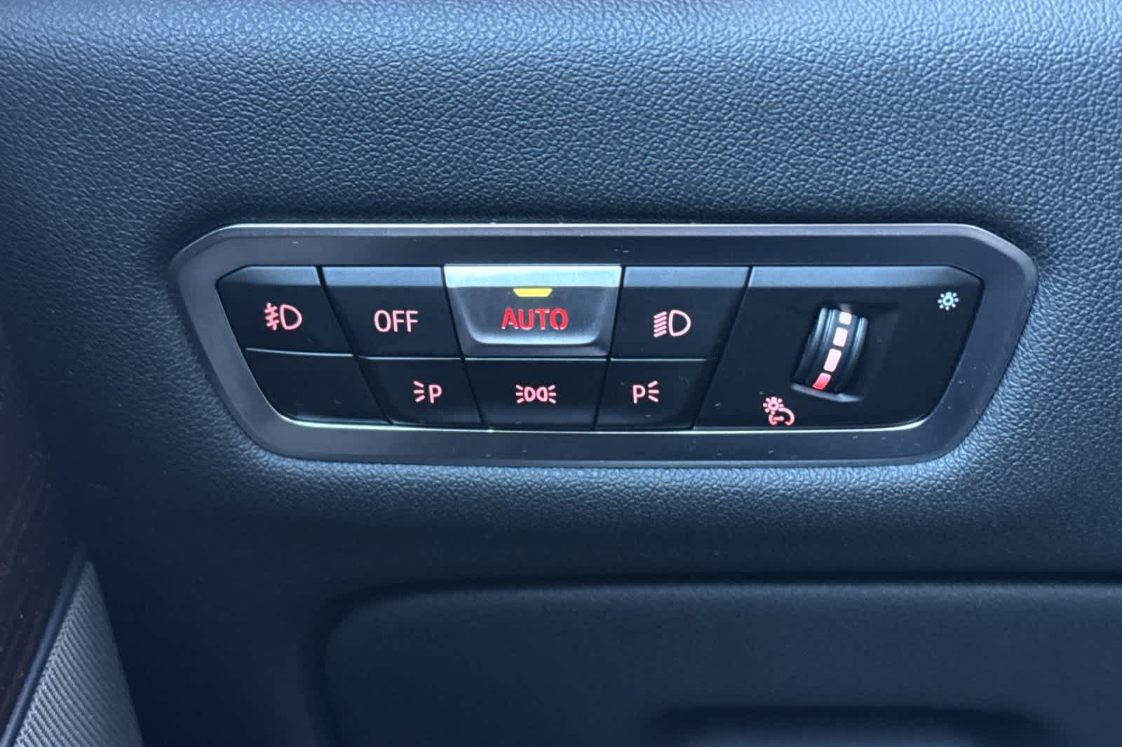 Thumbnail: 2021 BMW X5 - 32