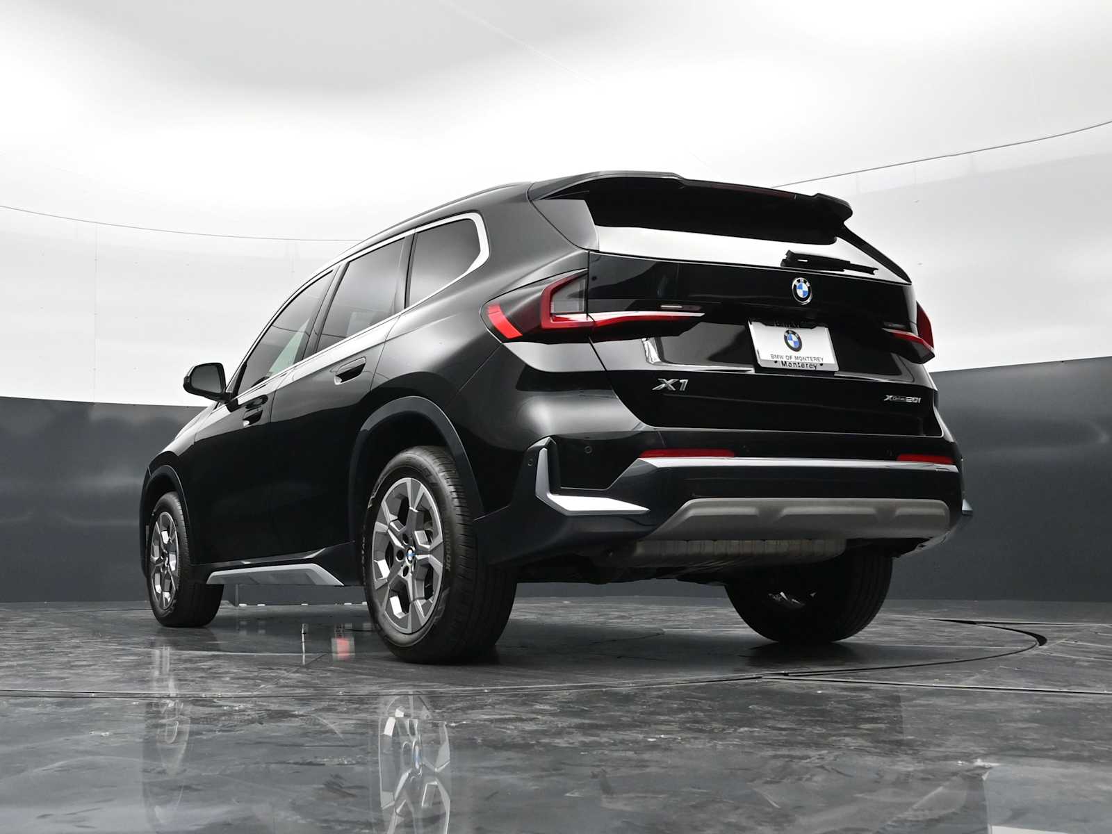 Thumbnail: 2025 BMW X1 - 29