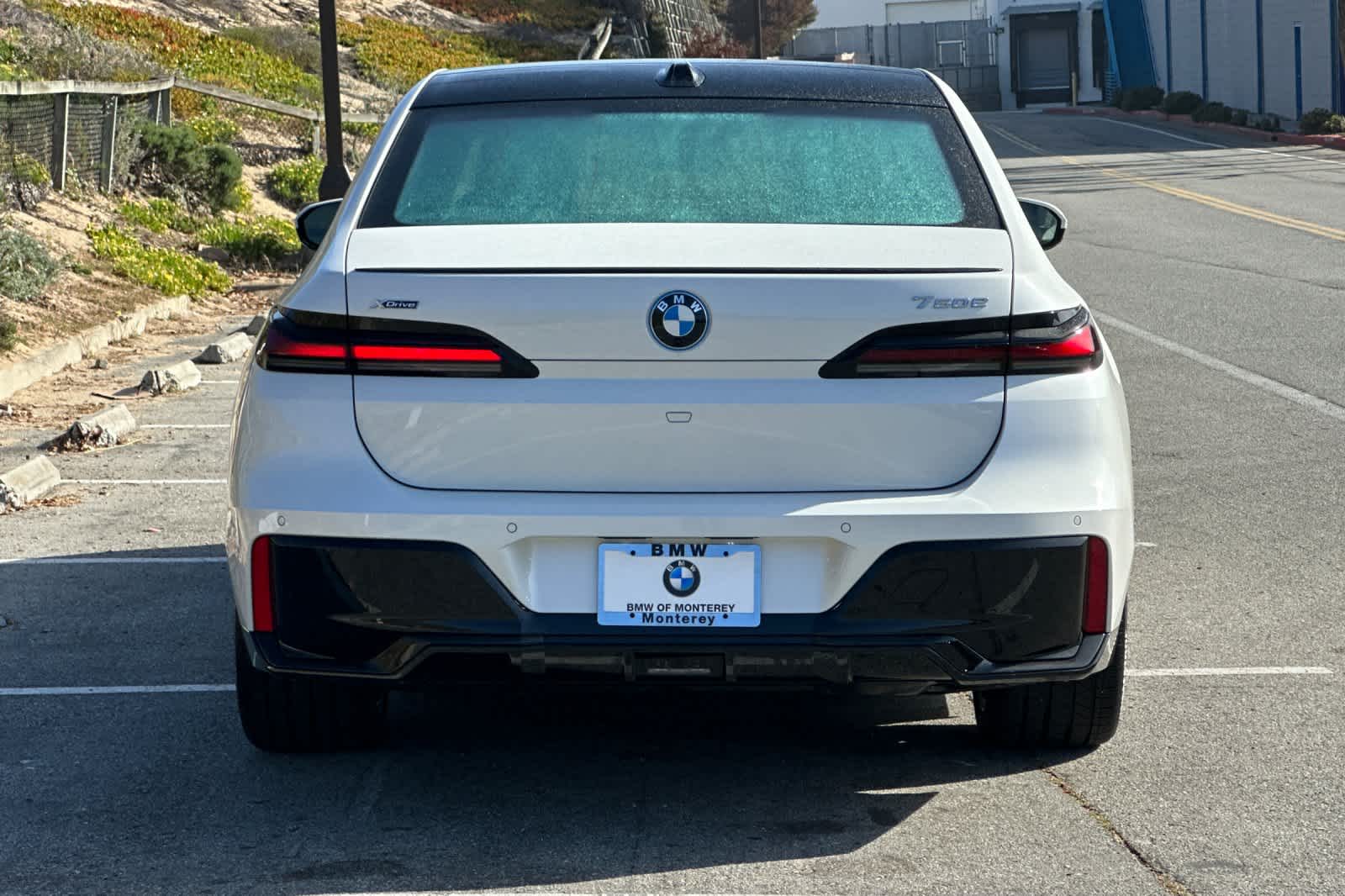 Thumbnail: 2025 BMW 7 Series - 7