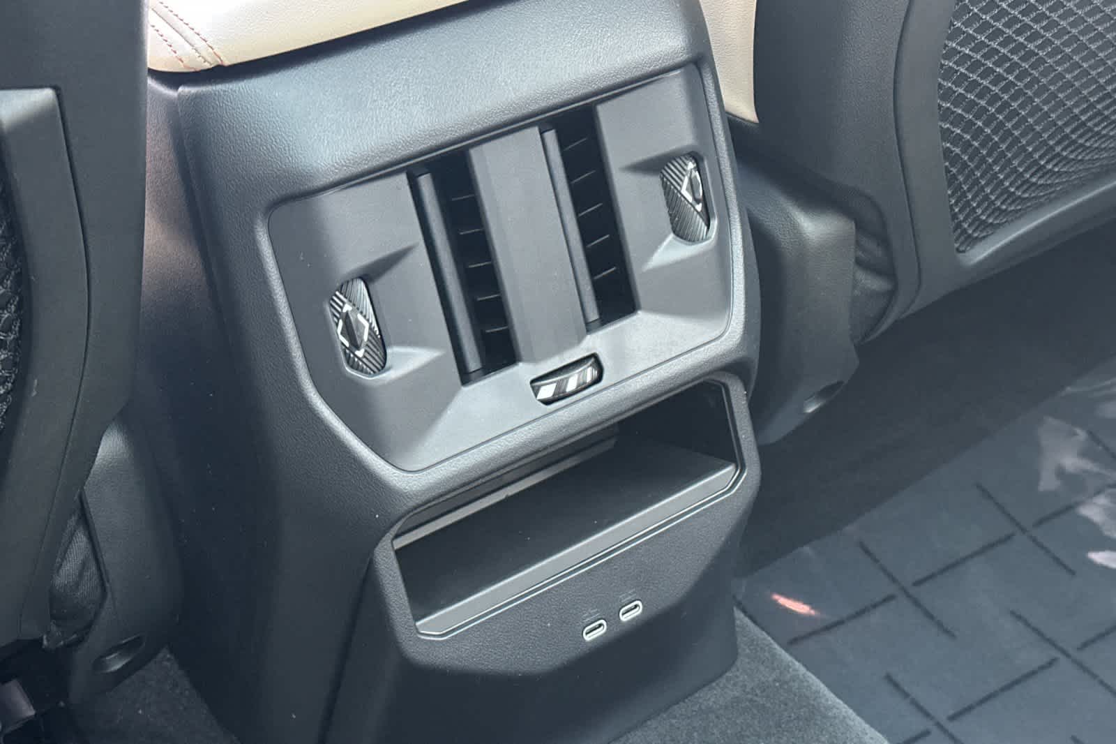 Thumbnail: 2026 BMW X3 - 16