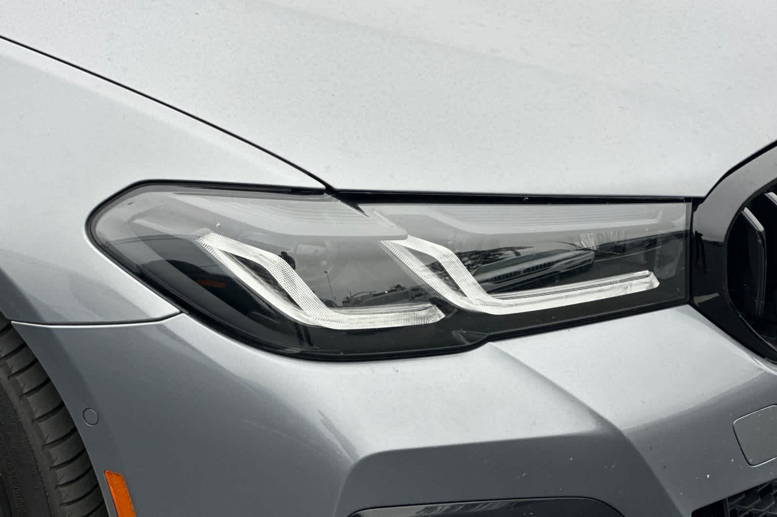 Thumbnail: 2023 BMW 5 Series - 9