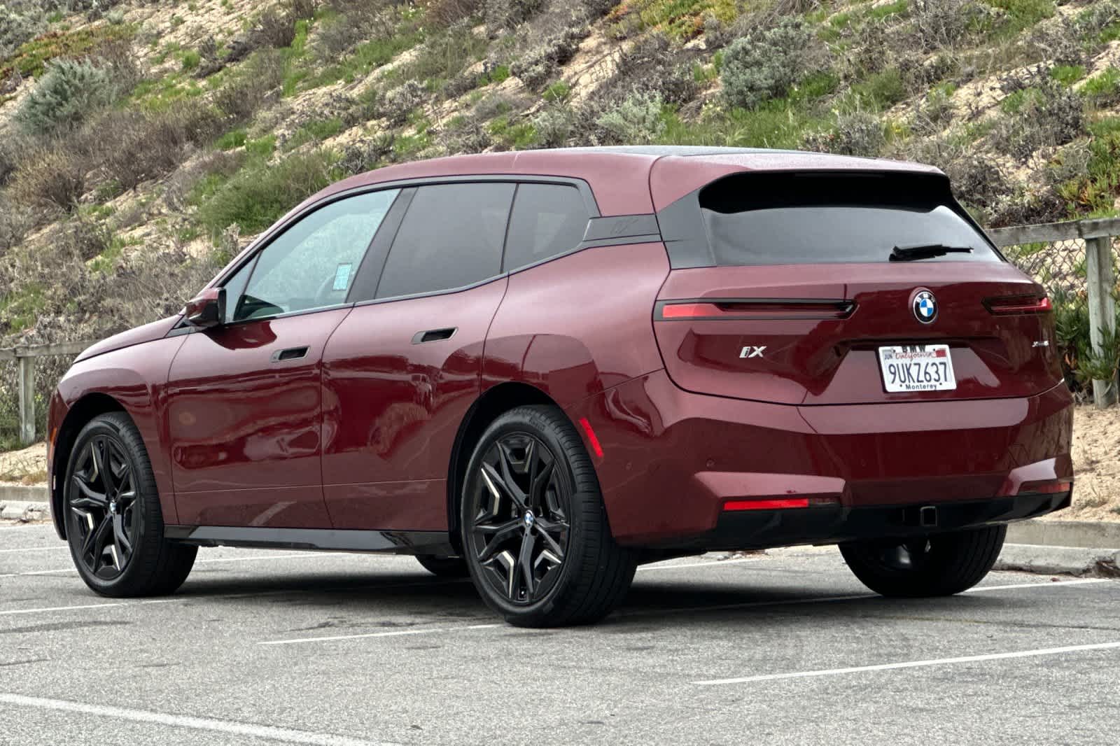 Thumbnail: 2026 BMW iX - 7