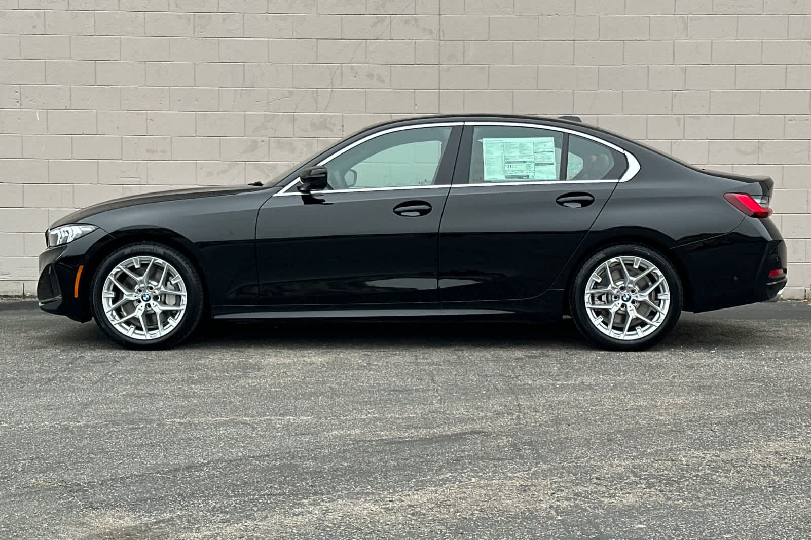 Thumbnail: 2025 BMW 3 Series - 5