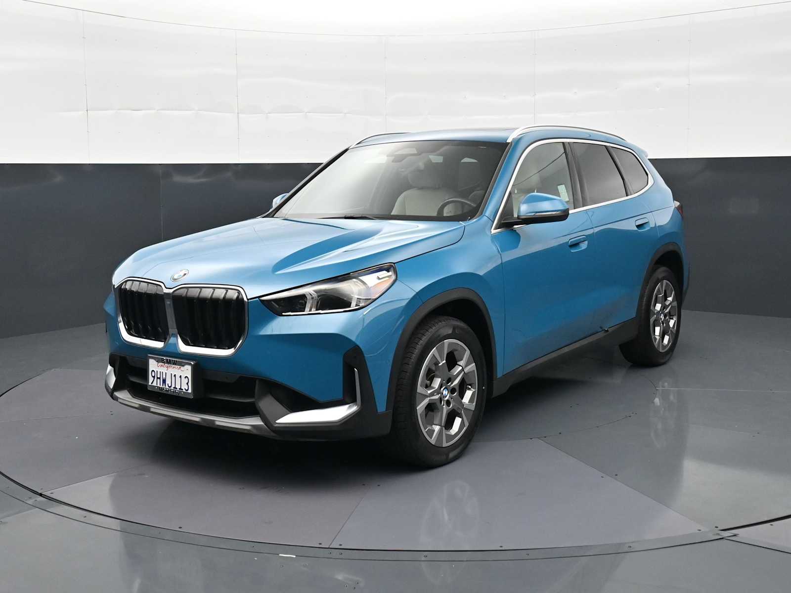 2023 BMW X1 28i - Photo 1