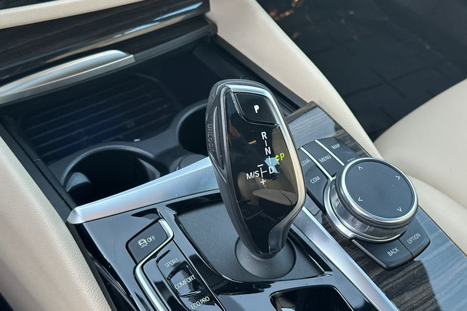 Thumbnail: 2019 BMW 5 Series - 23