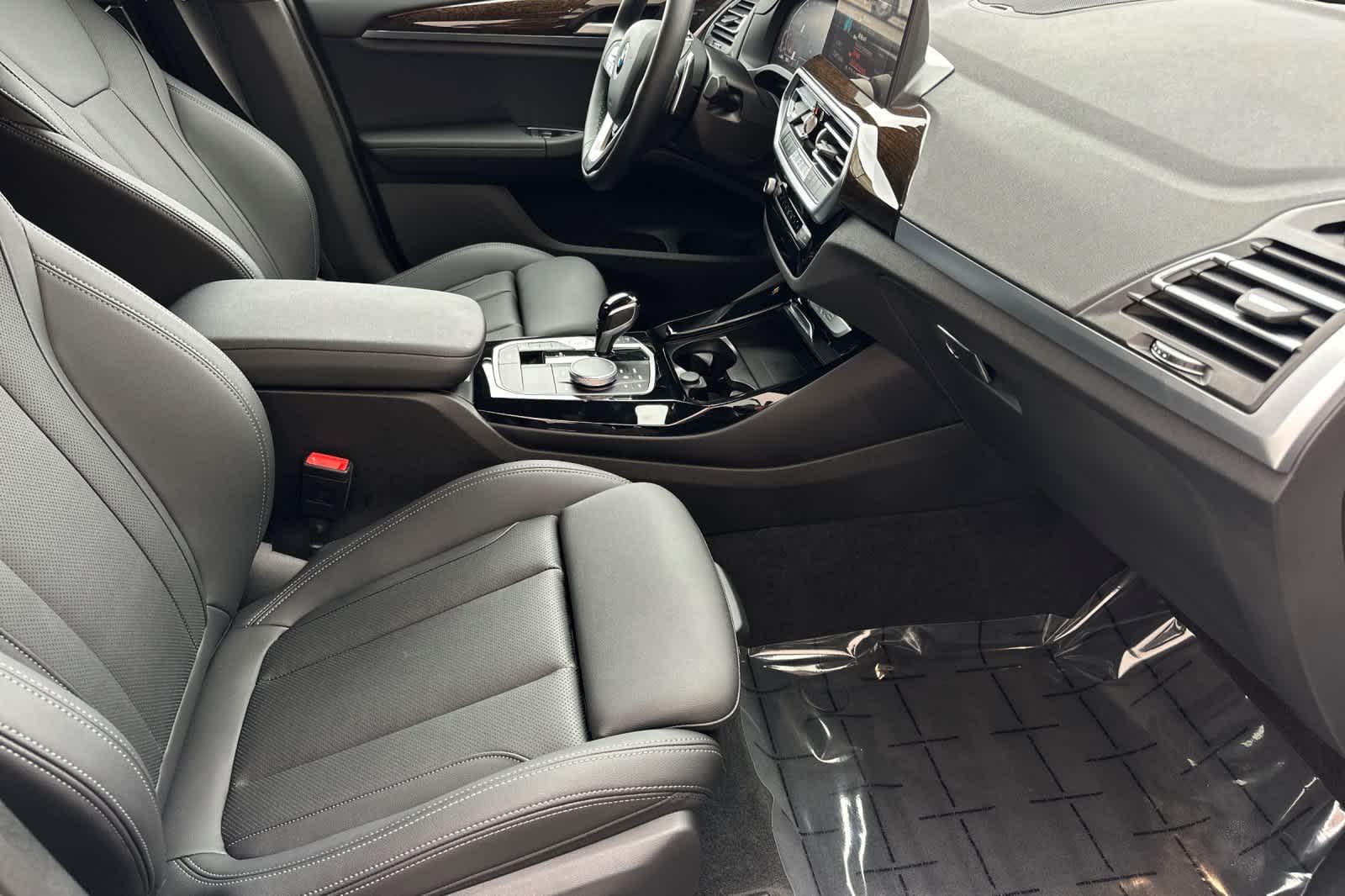 Thumbnail: 2024 BMW X3 - 17