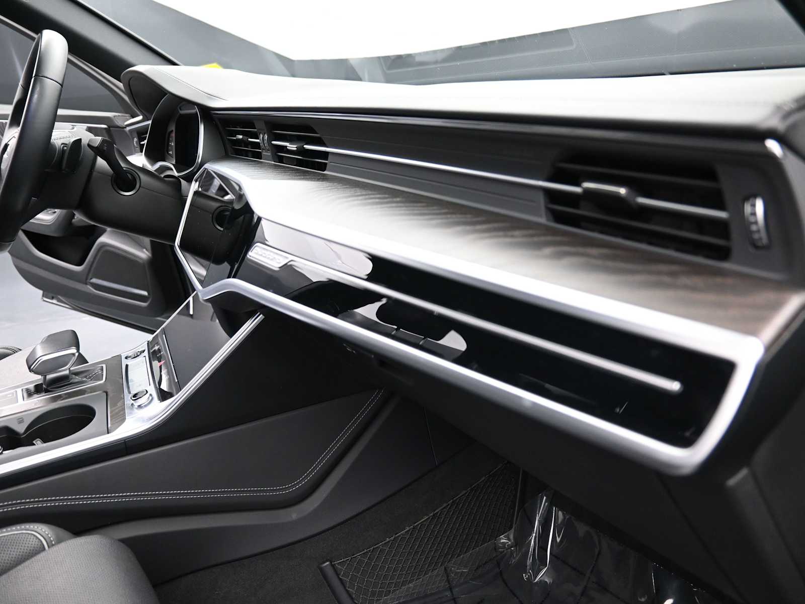 Thumbnail: 2022 Audi A6 - 16