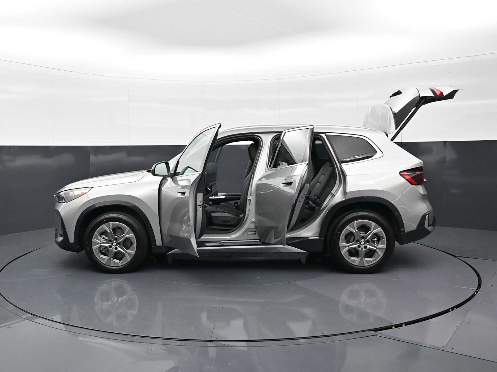 Thumbnail: 2026 BMW X1 - 36