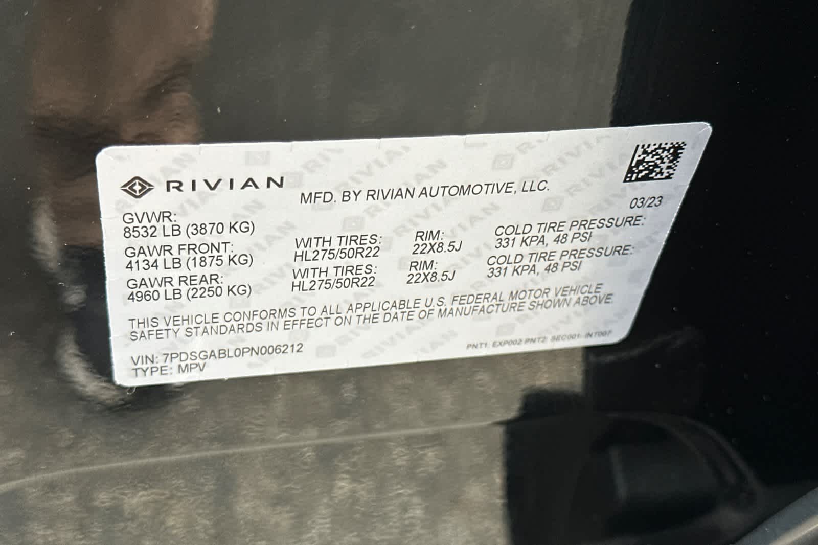 Thumbnail: 2023 Rivian R1S - 31
