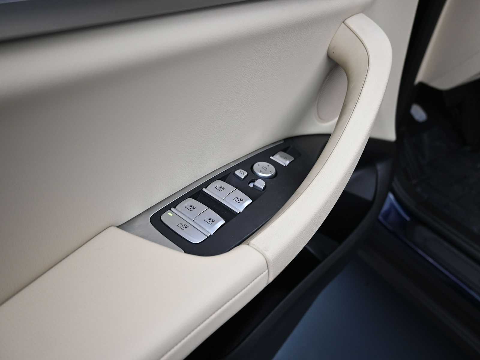 Thumbnail: 2022 BMW X3 - 9