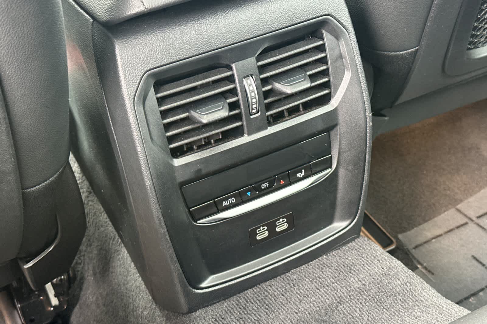 Thumbnail: 2023 BMW i4 - 14