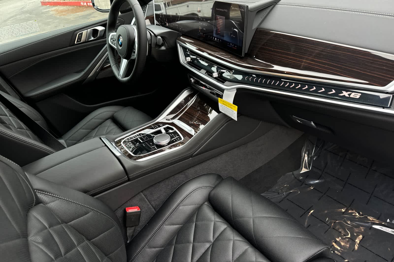 Thumbnail: 2026 BMW X6 - 18