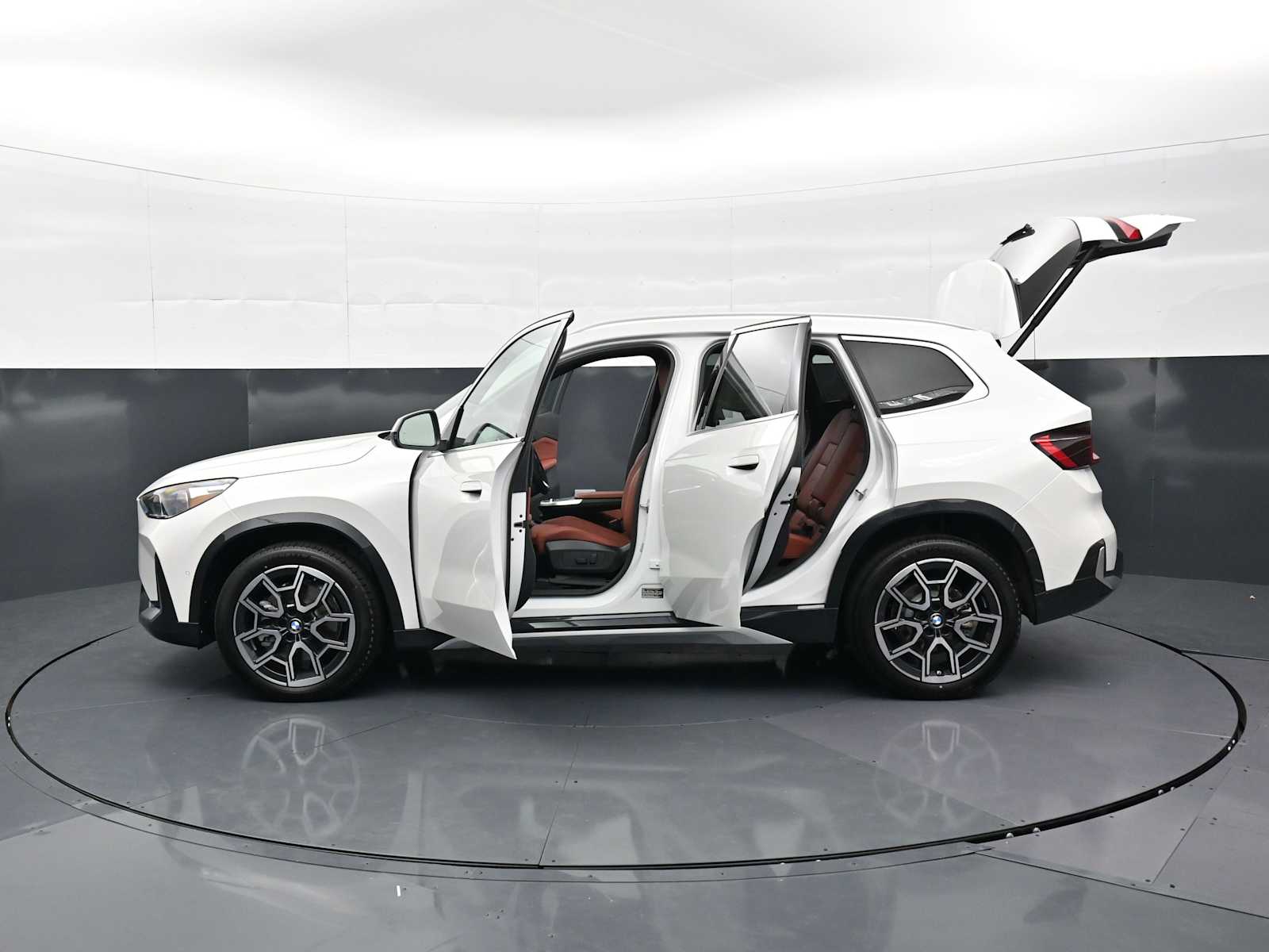 Thumbnail: 2026 BMW X1 - 36