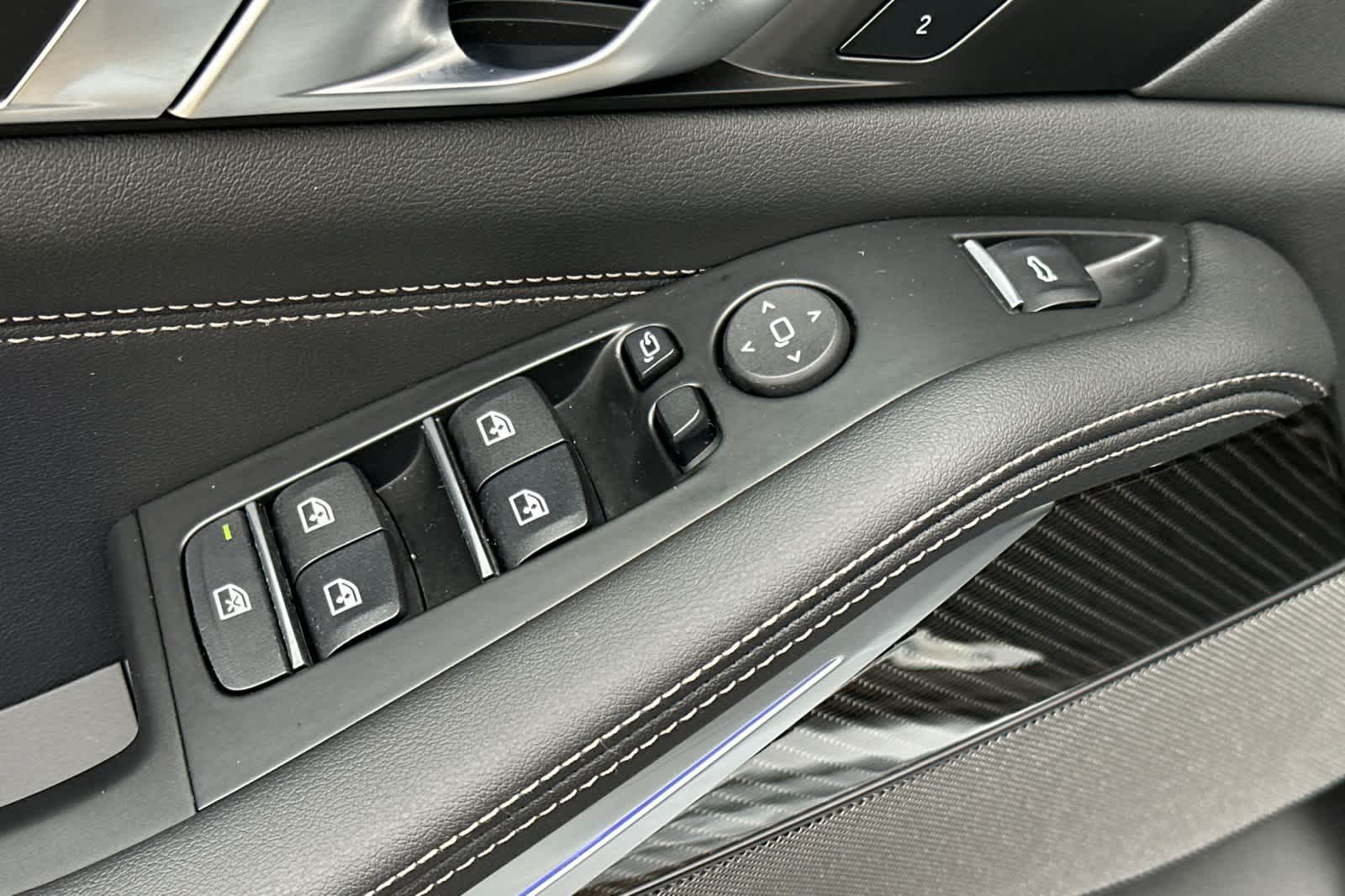 Thumbnail: 2025 BMW X5 - 13