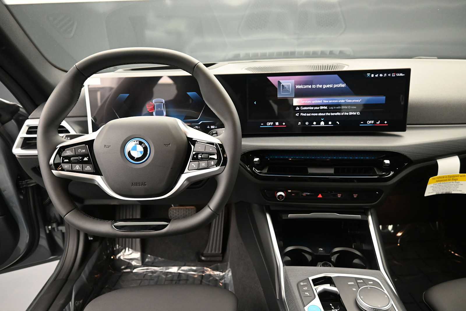 Thumbnail: 2026 BMW i4 - 15