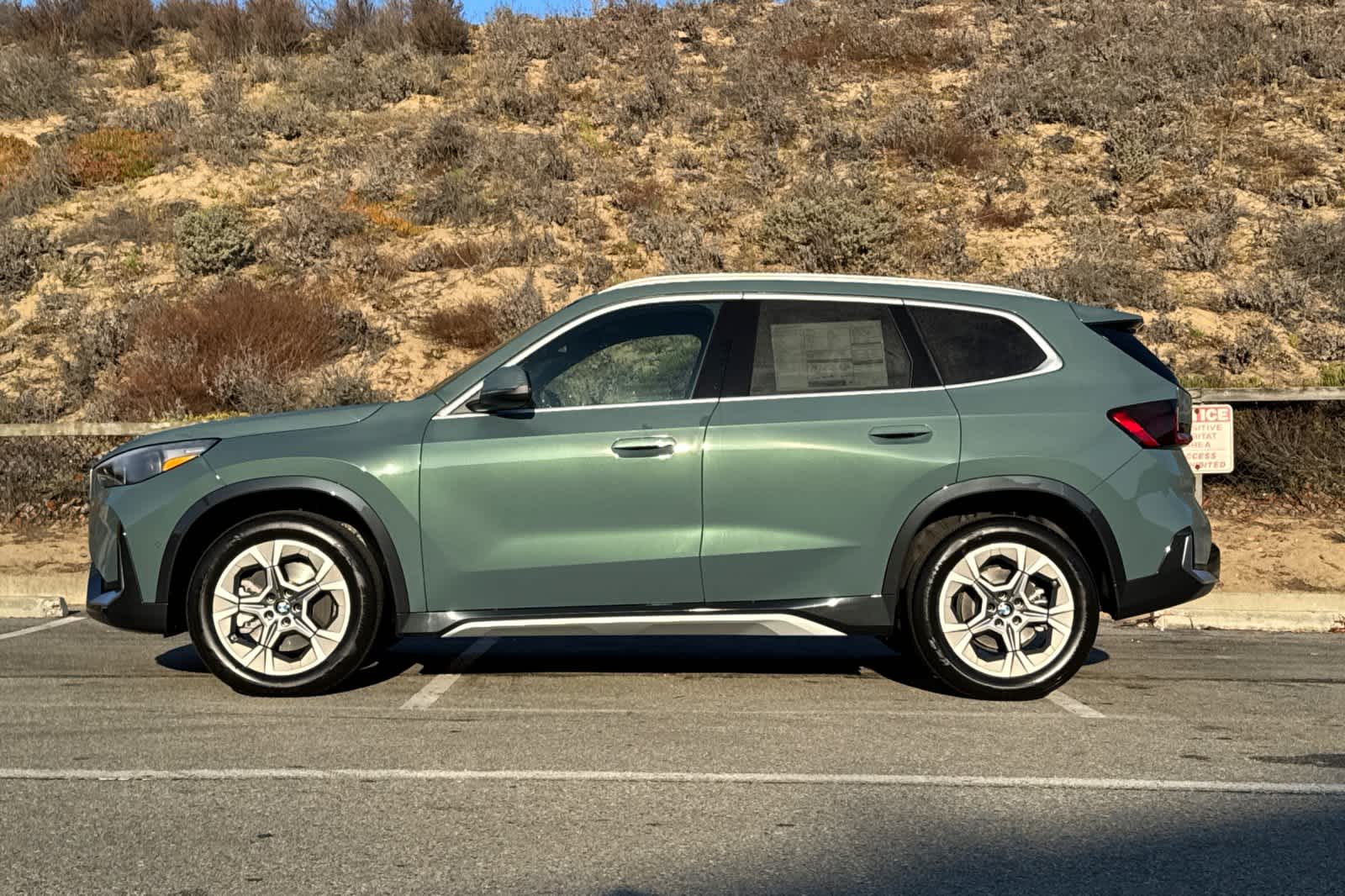 Thumbnail: 2026 BMW X1 - 5