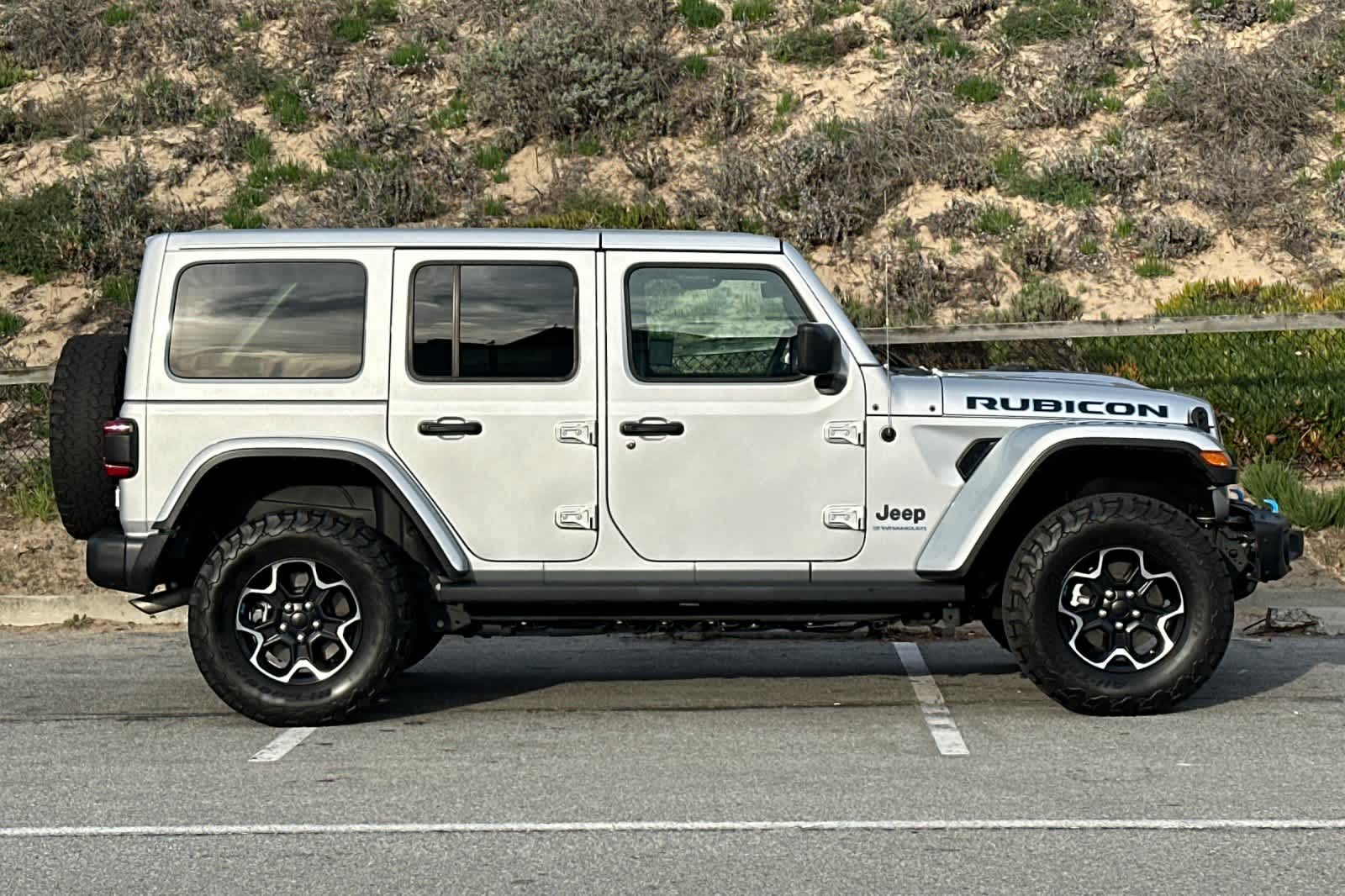 Thumbnail: 2023 Jeep Wrangler - 6